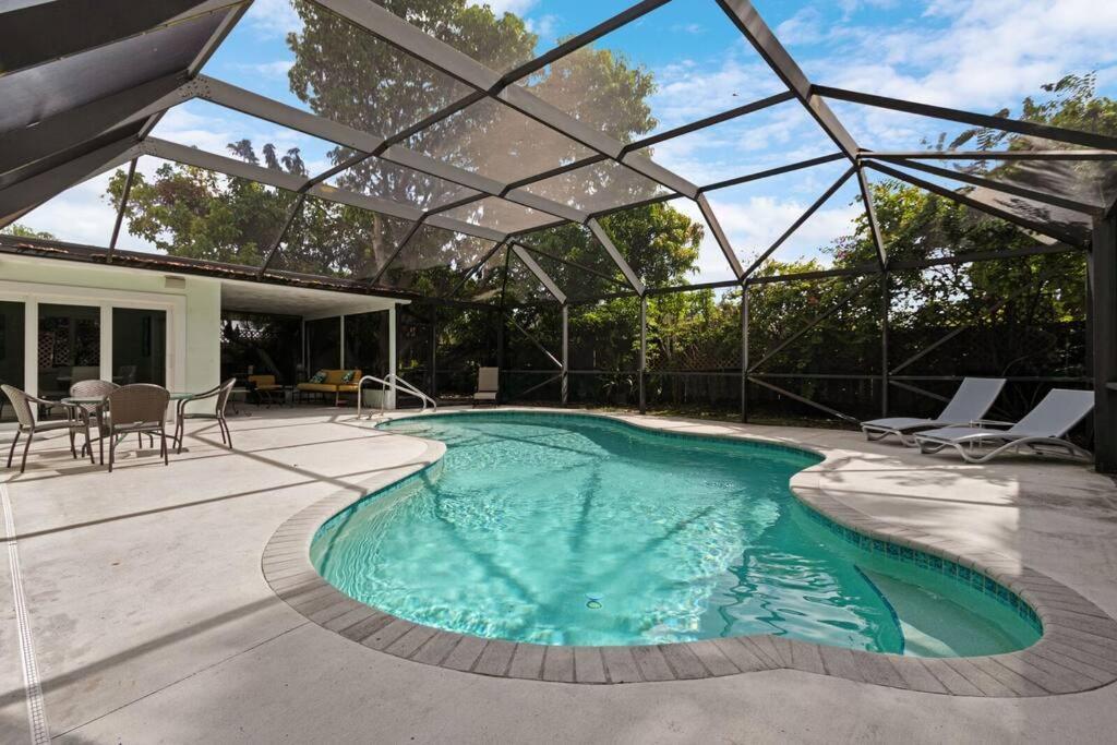 Heated Pool I Soundproof Home I Firepit I 630Mbps Hollywood Exteriör bild